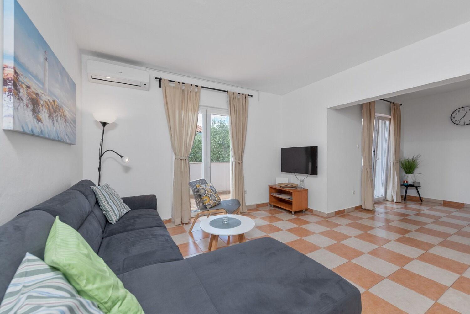 Apartment Uga2 Mandre Luaran gambar