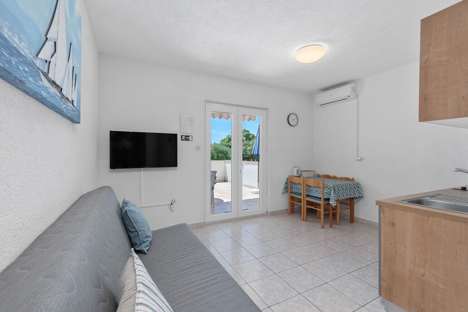 Apartment Uga2 Mandre Luaran gambar