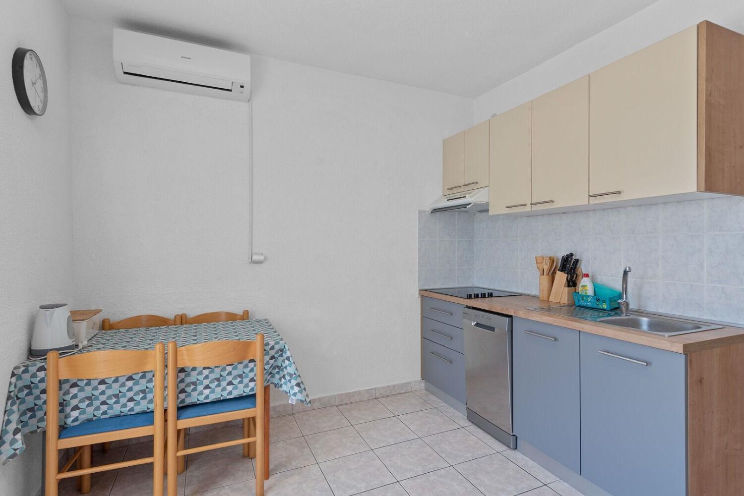 Apartment Uga2 Mandre Luaran gambar